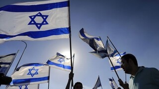 Britský konzulát v Jeruzaleme končí činnosť. Izrael posiela domov dvadsiatku diplomatov vrátane konzula